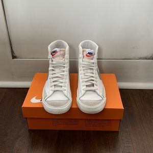 Nike Blazer Mid ‘77